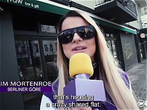 bums BESUCH - blondie German porn starlet fucks ultra-kinky devotee