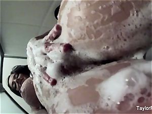 Taylor Vixen shower masturbation